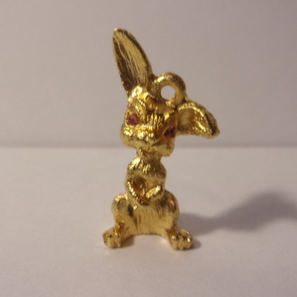House of Borvani Jewelry Vintage House Of Borvani Rabbit Goldtone